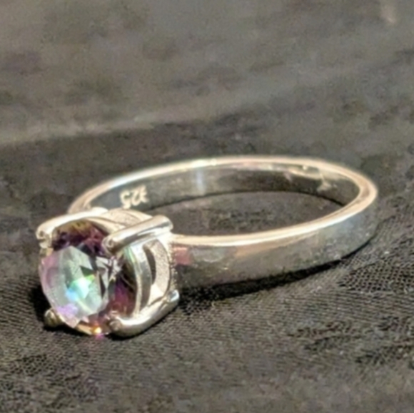 New 925 Solid Sterling Silver Ring with Mystic Quartz In Pronged Setting Size 7 - Picture 4 of 7